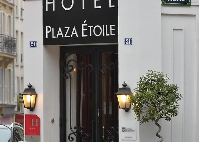 Plaza étoile Hotel 3*