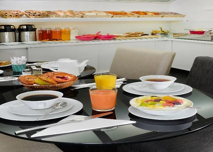 Plaza étoile Hotel Parigi