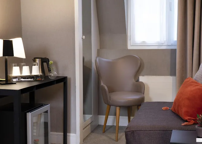 Plaza étoile 3* Parigi