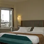 Plaza Etoile 3* 巴黎