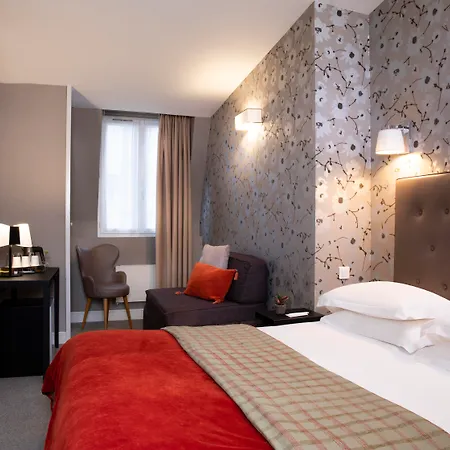 Hotel Plaza Etoile 3*