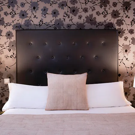 Plaza Etoile Hotel Paris