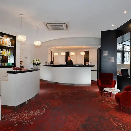 Hotel Plaza Etoile 3*