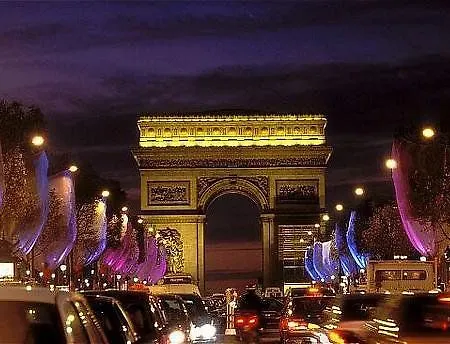 Hotel Plaza Etoile 3*