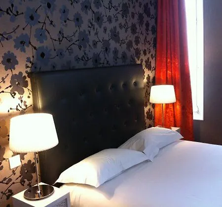 Plaza Etoile 3*