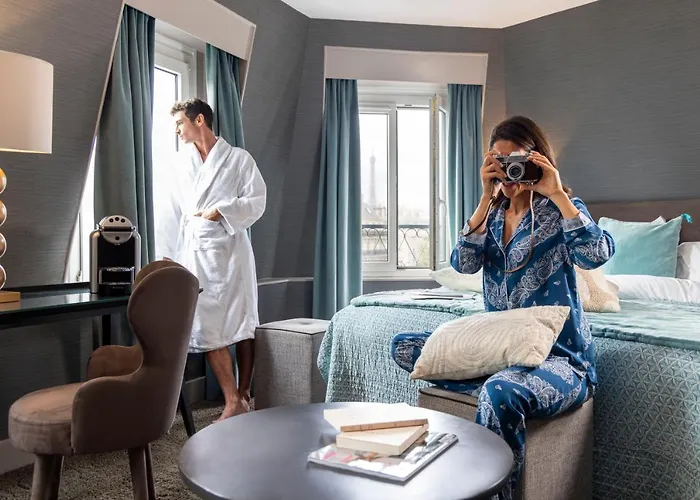 Plaza Etoile Отель