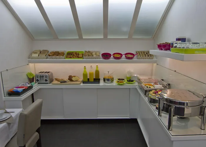 Plaza Etoile Отель