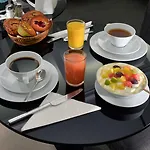 Plaza Etoile Szálloda 3*