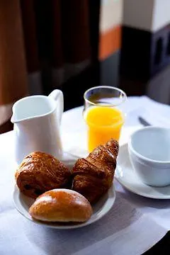 Hotell Plaza Etoile