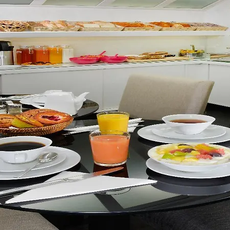 Plaza Etoile Hotel Paryż