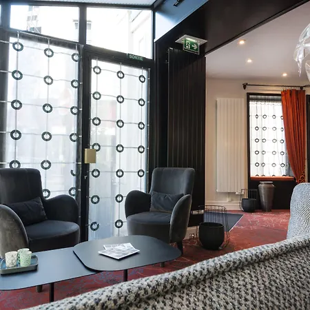 Hotel Plaza Etoile 3*