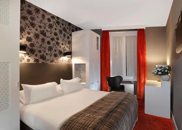 Plaza étoile Hotel